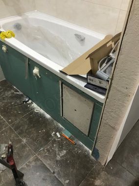 Люк под плитку Нажимной Секрет-Лайт 200*800 Люк под плитку Нажимной Секрет-Лайт 200*800