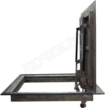 Уличный люк Дворник Уголок, нержавеющая сталь AISI 304 1000*900 Уличный люк Дворник Уголок, нержавеющая сталь AISI 304 1000*900